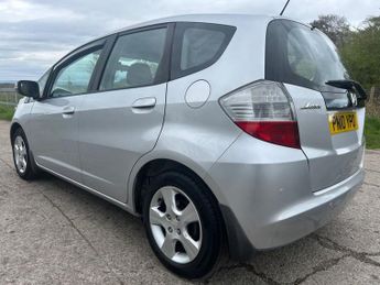 HONDA JAZZ 1.4 i-VTEC ES Hatchback 5dr Petrol i SHIFT Euro 4 (100 ps)