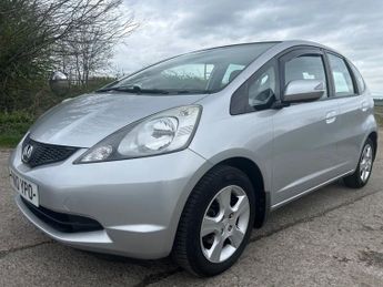 HONDA JAZZ 1.4 i-VTEC ES Hatchback 5dr Petrol i SHIFT Euro 4 (100 ps)