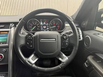 LAND ROVER DISCOVERY 3.0 SD V6 Landmark Edition SUV 5dr Diesel Auto 4WD Euro 6 (s/s) 