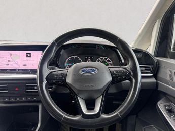 FORD TOURNEO CONNECT 2.0 EcoBlue Titanium MPV 5dr Diesel DCT Euro 6 (s/s) (122 ps)