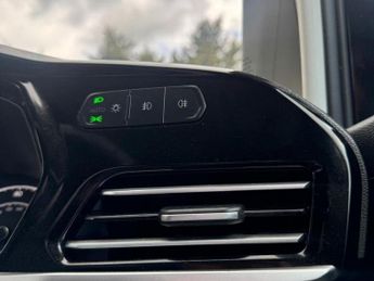FORD TOURNEO CONNECT 2.0 EcoBlue Titanium MPV 5dr Diesel DCT Euro 6 (s/s) (122 ps)