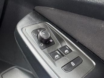 FORD TOURNEO CONNECT 2.0 EcoBlue Titanium MPV 5dr Diesel DCT Euro 6 (s/s) (122 ps)