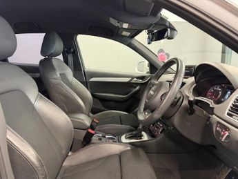 AUDI Q3 2.0 Audi Q3 40 5dr Petrol quattro