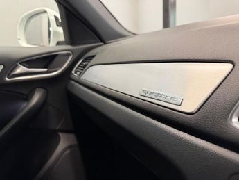 AUDI Q3 2.0 Audi Q3 40 5dr Petrol quattro