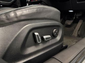 AUDI Q3 2.0 Audi Q3 40 5dr Petrol quattro