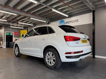 AUDI Q3 2.0 Audi Q3 40 5dr Petrol quattro