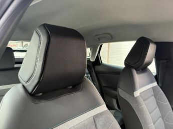 CITROEN e-C4 50kWh Sense Hatchback 5dr Electric Auto (7.4kW Charger) (136 ps)