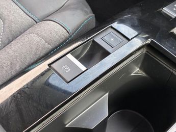 CITROEN e-C4 50kWh Sense Hatchback 5dr Electric Auto (7.4kW Charger) (136 ps)