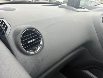 PEUGEOT 3008 2.0 HDi Allure SUV 5dr Diesel Auto Euro 5 (163 ps)