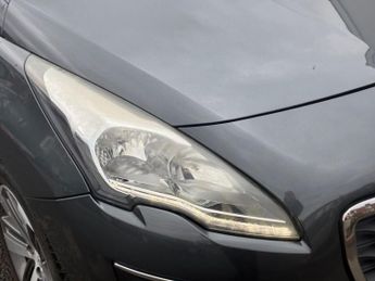 PEUGEOT 3008 2.0 HDi Allure SUV 5dr Diesel Auto Euro 5 (163 ps)