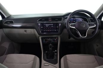 VOLKSWAGEN TIGUAN ALLSPACE 2.0 TDI Elegance DSG Euro 6 (s/s) 5dr
