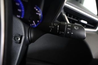 TOYOTA COROLLA 1.8 VVT-h Design CVT Euro 6 (s/s) 5dr