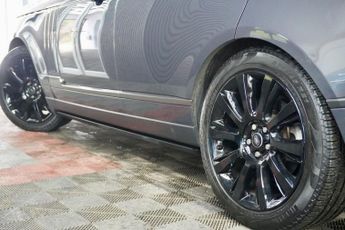 LAND ROVER RANGE ROVER 3.0 TD V6 Vogue SUV 5dr Diesel Auto 4WD Euro 6 (s/s) (258 ps)