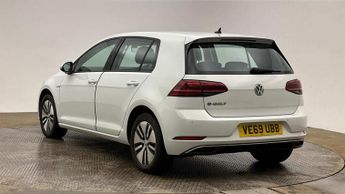 VOLKSWAGEN E-GOLF 35.8kWh e-Golf Hatchback 5dr Electric Auto (136 ps)