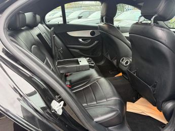MERCEDES-BENZ C-CLASS 2.1 C220 BlueTEC AMG Line Saloon 4dr Diesel G-Tronic+ Euro 6 (s/