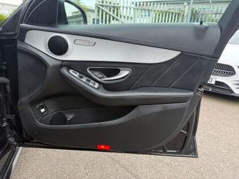 MERCEDES-BENZ C-CLASS 2.1 C220 BlueTEC AMG Line Saloon 4dr Diesel G-Tronic+ Euro 6 (s/