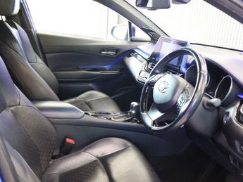 TOYOTA C-HR 1.8 VVT-h Dynamic SUV 5dr Petrol Hybrid CVT Euro 6 (s/s) (122 ps