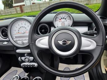 MINI CONVERTIBLE 1.6 One Convertible 2dr Petrol Manual Euro 5 (98 ps)