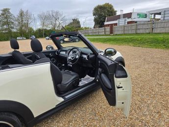 MINI CONVERTIBLE 1.6 One Convertible 2dr Petrol Manual Euro 5 (98 ps)