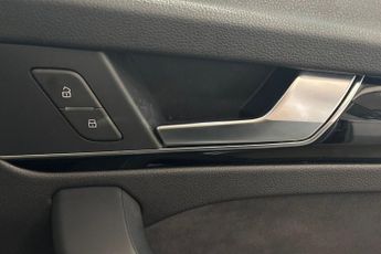 AUDI Q5 2.0 TFSIe 50 Edition 1 SUV 5dr Petrol Plug-in Hybrid S Tronic qu