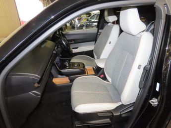 MAZDA MX-30 35.5kWh Exclusive-Line SUV 5dr Electric Auto (145 ps) Reverse Ca