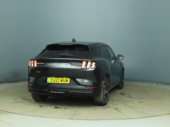FORD MUSTANG MACH-E Standard Range 70kWh SUV 5dr Electric Automatic AWD (269 ps) Rea