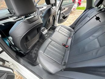 AUDI A4 ALLROAD 2.0 TDI Sport Estate 5dr Diesel S Tronic quattro Euro 6 (s/s) (1