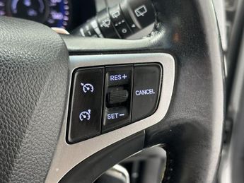 HYUNDAI I40 1.7 CRDi Style Estate 5dr Diesel Auto Euro 5 (136 ps)