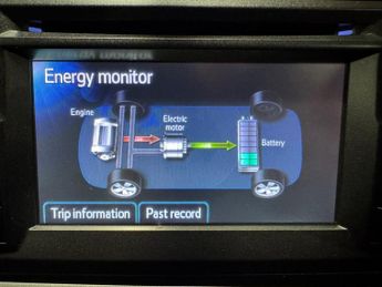 TOYOTA AURIS 1.8 VVT-h Excel Hatchback 5dr Petrol Hybrid CVT Euro 5 (s/s) (13