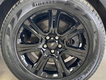 LAND ROVER RANGE ROVER EVOQUE 2.0 TD4 SE Tech SUV 5dr Diesel Auto 4WD Euro 6 (s/s) (180 ps)