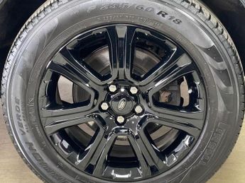 LAND ROVER RANGE ROVER EVOQUE 2.0 TD4 SE Tech SUV 5dr Diesel Auto 4WD Euro 6 (s/s) (180 ps)