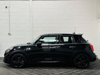 MINI HATCH 1.5 Cooper Hatchback 5dr Petrol Manual Euro 6 (s/s) (136 ps)