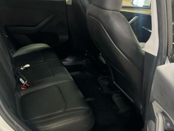 TESLA MODEL Y SUV 5dr Electric Auto RWD (346 ps)