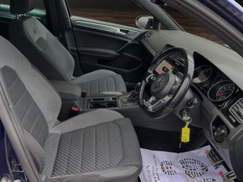 VOLKSWAGEN GOLF 2.0 TDI R-Line Hatchback 5dr Diesel DSG Euro 6 (s/s) (150 ps)