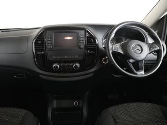 MERCEDES-BENZ EVITO 100kWh PREMIUM Tourer Double Cab 5dr Electric Auto FWD L3 (8Seat