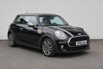 MINI Hatch 1.5 Cooper Seven Hatchback 3dr Petrol Manual Euro 6 (s/s) (136 p