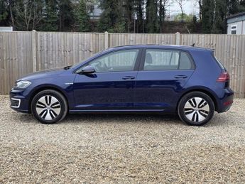 VOLKSWAGEN E-GOLF 35.8kWh e-Golf Hatchback 5dr Electric Auto (136 ps)