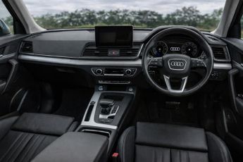 AUDI Q5 2.0 TFSIe 50 Sport SUV 5dr Petrol Plug-in Hybrid S Tronic quattr