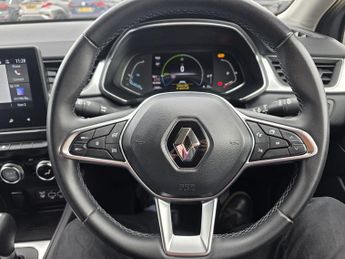 RENAULT CAPTUR 1.6 E-TECH techno SUV 5dr Petrol Hybrid Auto Euro 6 (s/s) (145 p