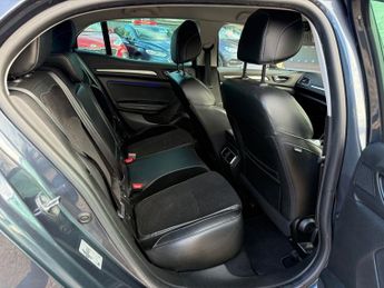 RENAULT MEGANE 1.5 dCi Dynamique S Nav Hatchback 5dr Diesel EDC Euro 6 (110 ps)