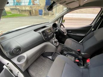 NISSAN e-NV200 Acenta Panel Van 5dr Electric Auto SWB (Rapid Plus) (109 ps)