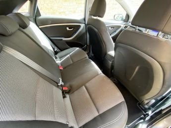 HYUNDAI I30 1.6 Active Hatchback 5dr Petrol Auto Euro 5 (120 ps)