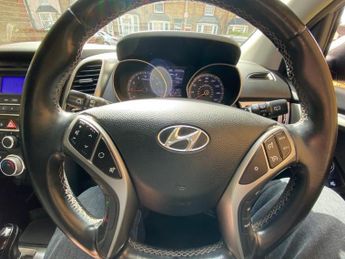 HYUNDAI I30 1.6 Active Hatchback 5dr Petrol Auto Euro 5 (120 ps)