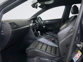 VOLKSWAGEN GOLF 1.4 TSI 8.7kWh GTE Advance Hatchback 5dr Petrol Plug-in Hybrid D