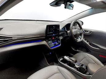 HYUNDAI IONIQ 38.3kWh Premium SE Hatchback 5dr Electric Auto (136 ps)