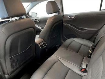 HYUNDAI IONIQ 38.3kWh Premium SE Hatchback 5dr Electric Auto (136 ps)