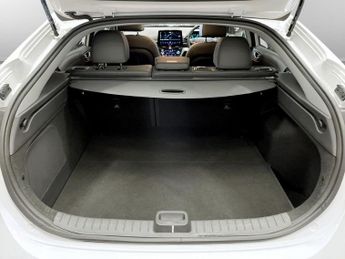 HYUNDAI IONIQ 38.3kWh Premium SE Hatchback 5dr Electric Auto (136 ps)