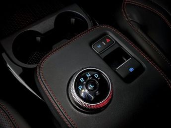 FORD MUSTANG MACH-E Standard Range 70kWh SUV 5dr Electric Automatic AWD (269 ps)