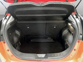 NISSAN LEAF 39kWh Tekna Hatchback 5dr Electric Auto (150 ps)