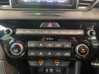 KIA SPORTAGE 1.6 T-GDi GT-Line SUV 5dr Petrol DCT AWD Euro 6 (174 bhp)